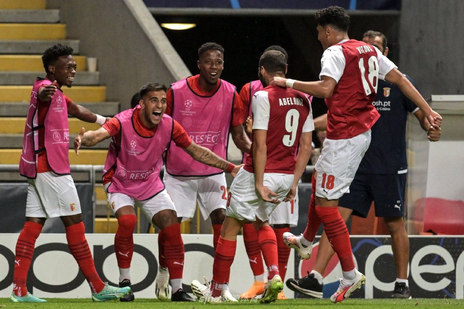 也有在硬仗 也有在硬仗