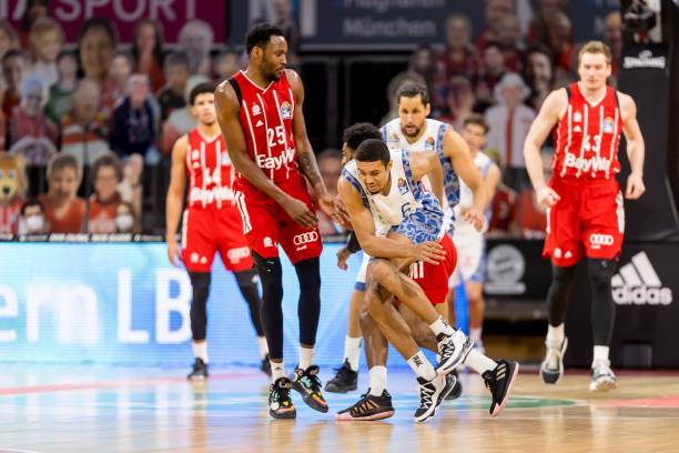 浙江男篮官方公布新赛季国内球员注册名单 球队主场将回到义乌