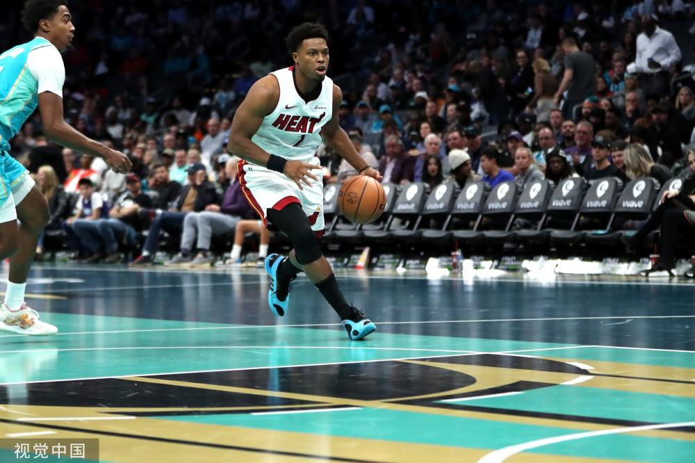 重与年轻球 重与年轻球