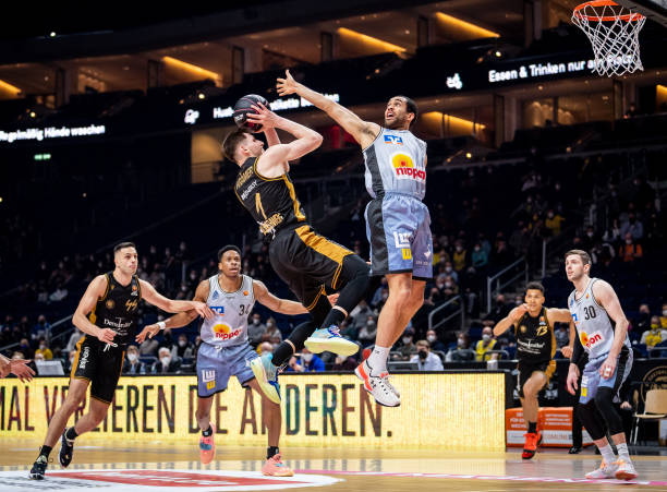 与球队运营 与球队运营