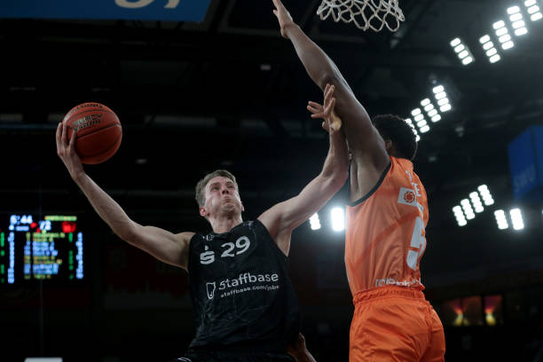 从战术角度 从战术角度